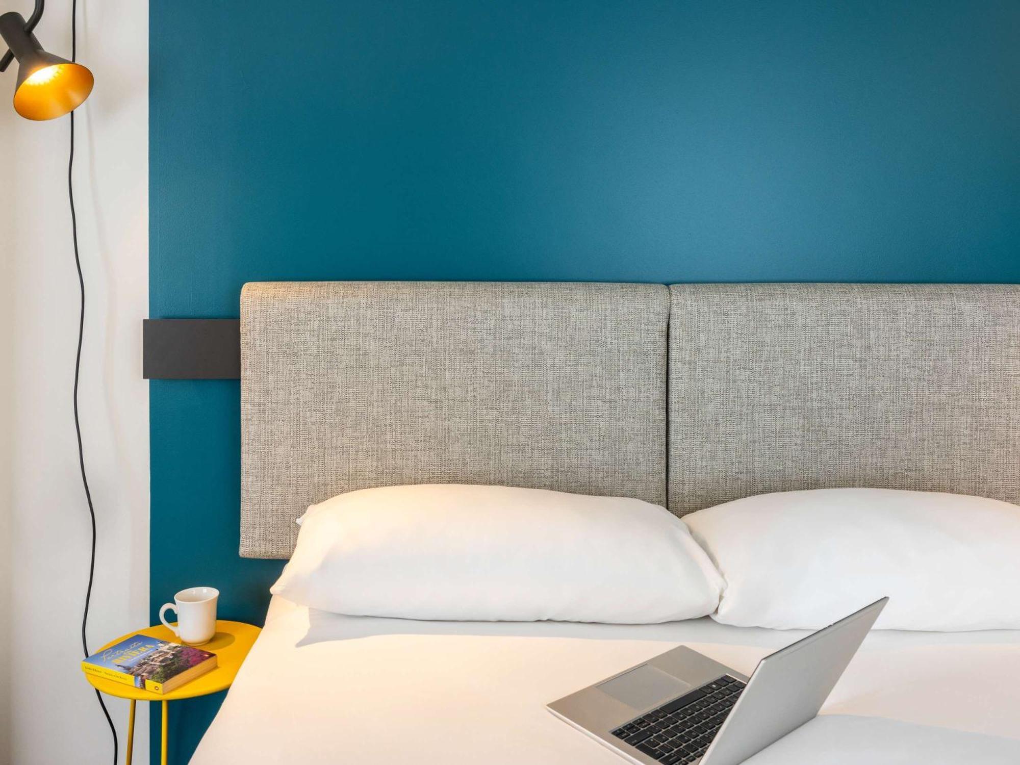 Ibis Bristol Temple Meads Hotel Exterior photo