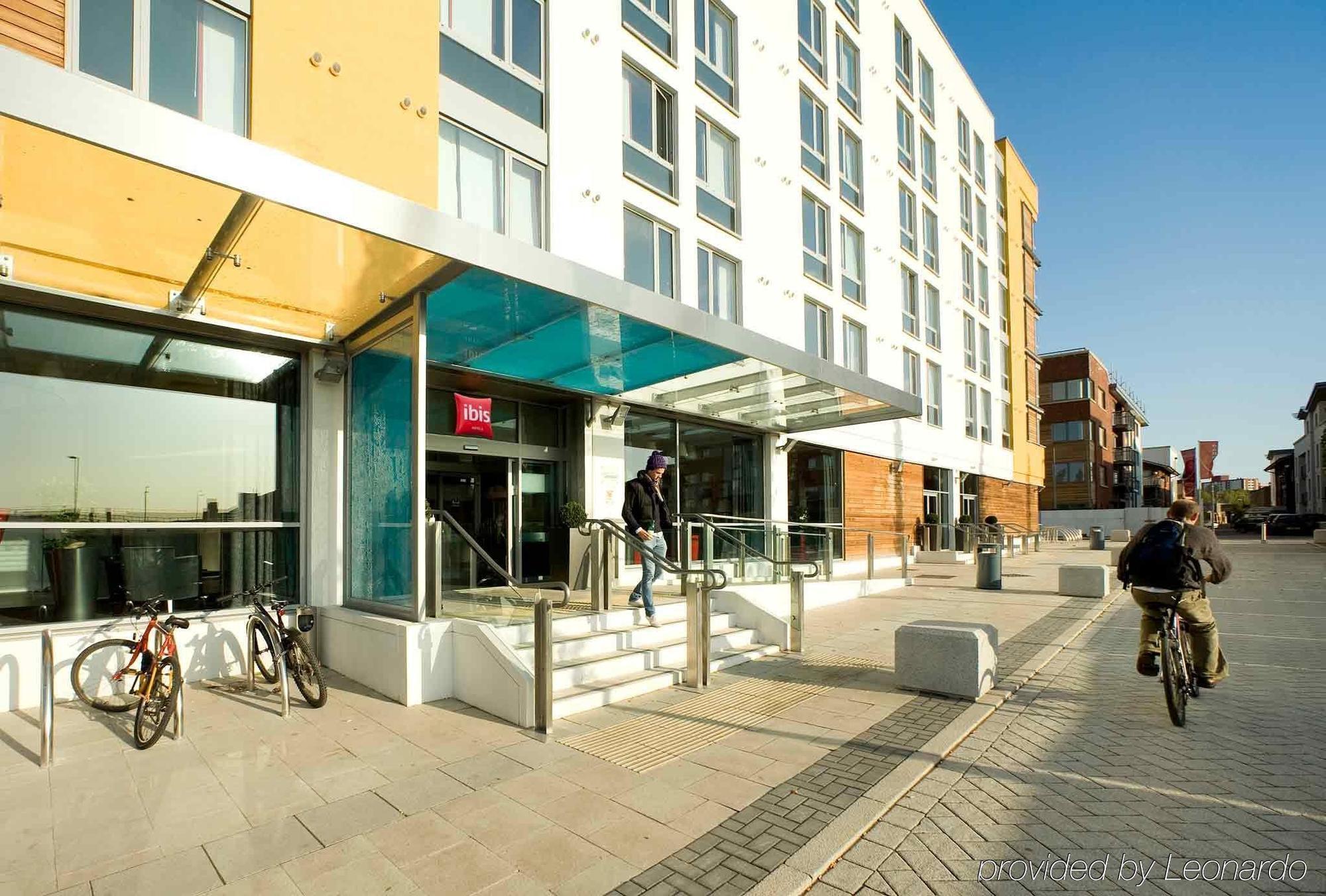 Ibis Bristol Temple Meads Hotel Exterior photo