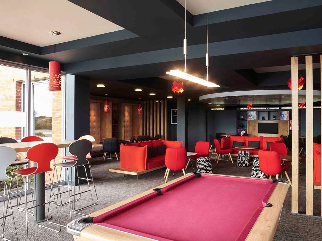 Ibis Bristol Temple Meads Hotel Restaurant photo