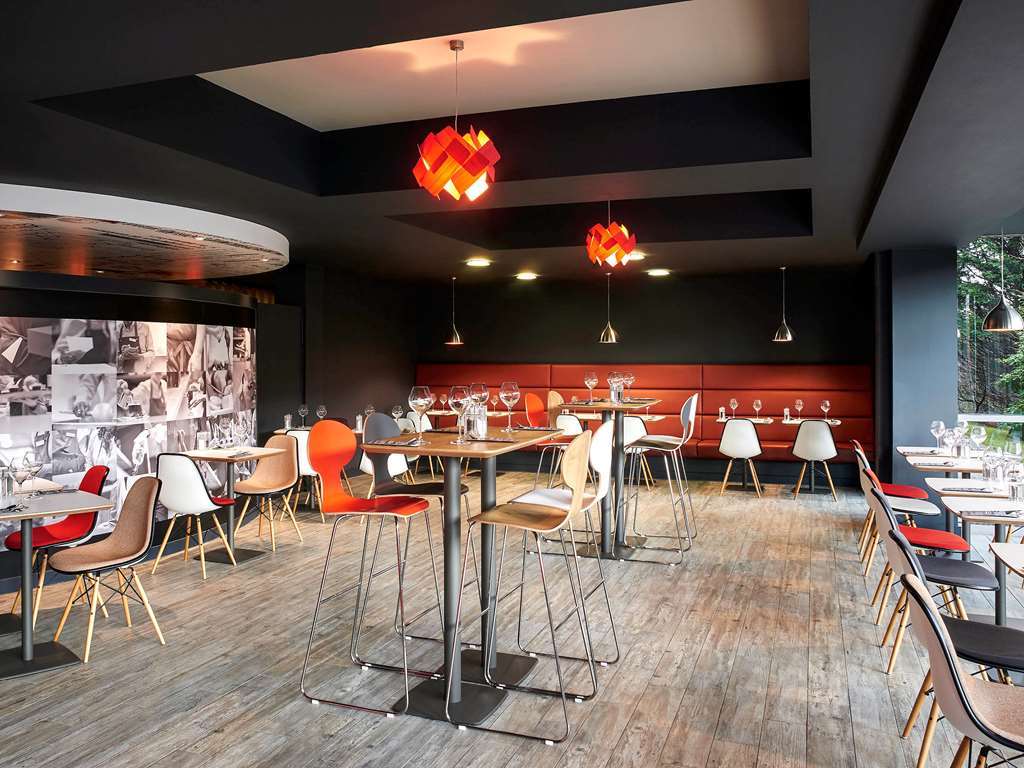 Ibis Bristol Temple Meads Hotel Restaurant photo